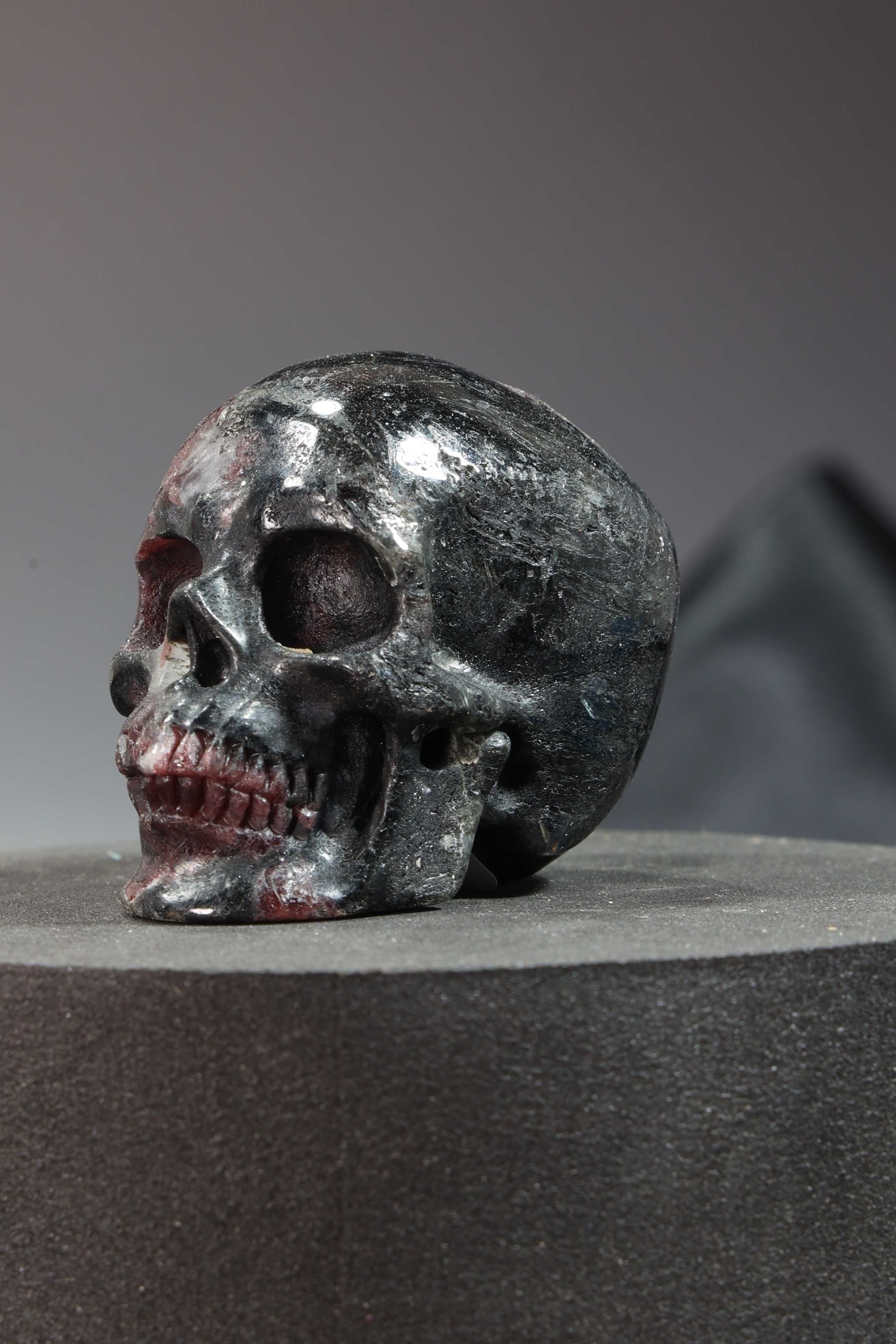 Garnet Skull Carving