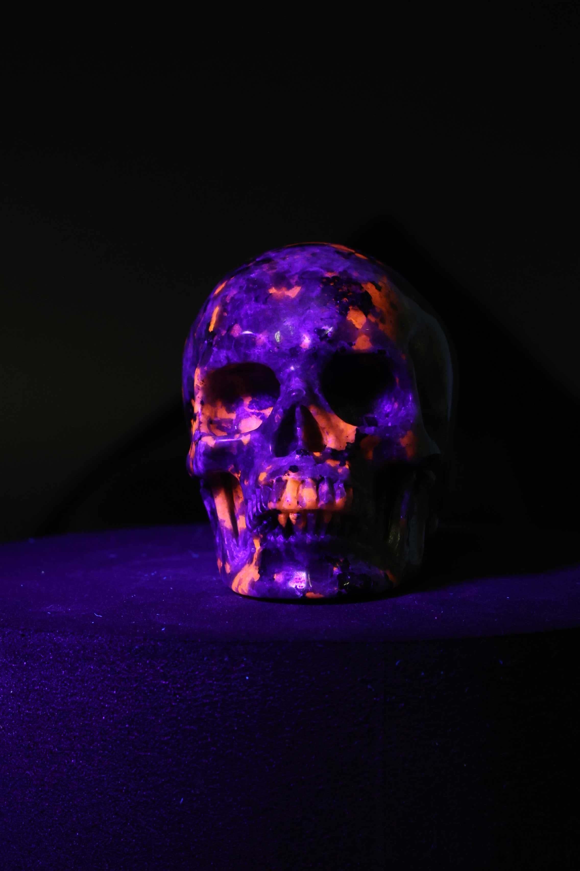 Yooperlite Skull Carving