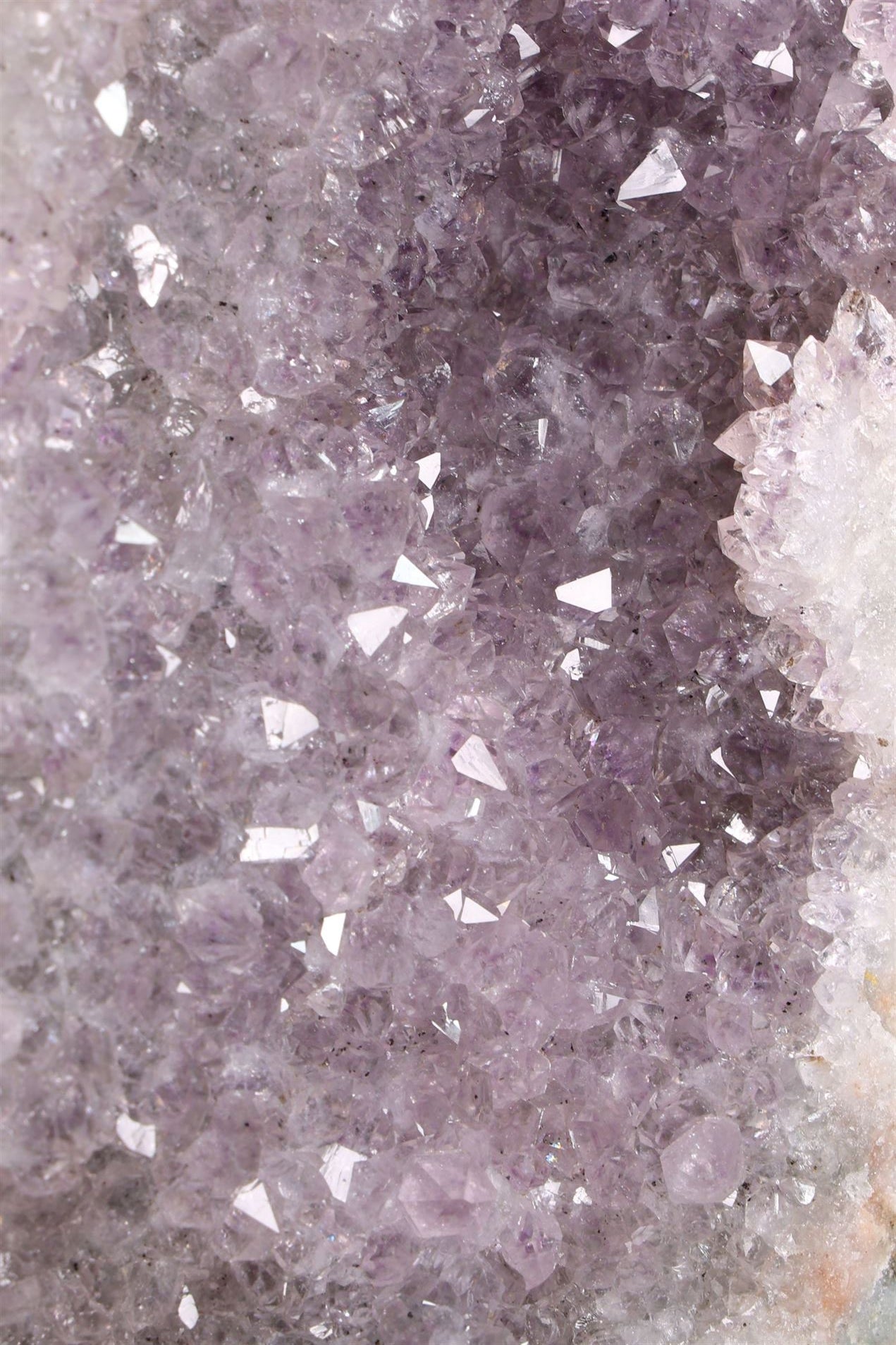 Nebula Amethyst Cut Base | Large