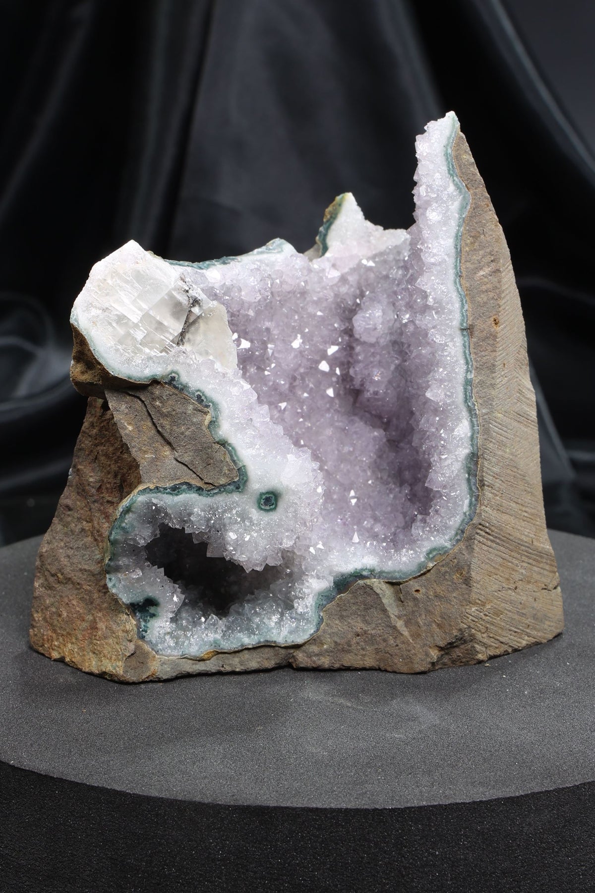 Lunar Amethyst Cut Base | Medium