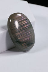 Pink Labradorite Cab - Oval Cabochon