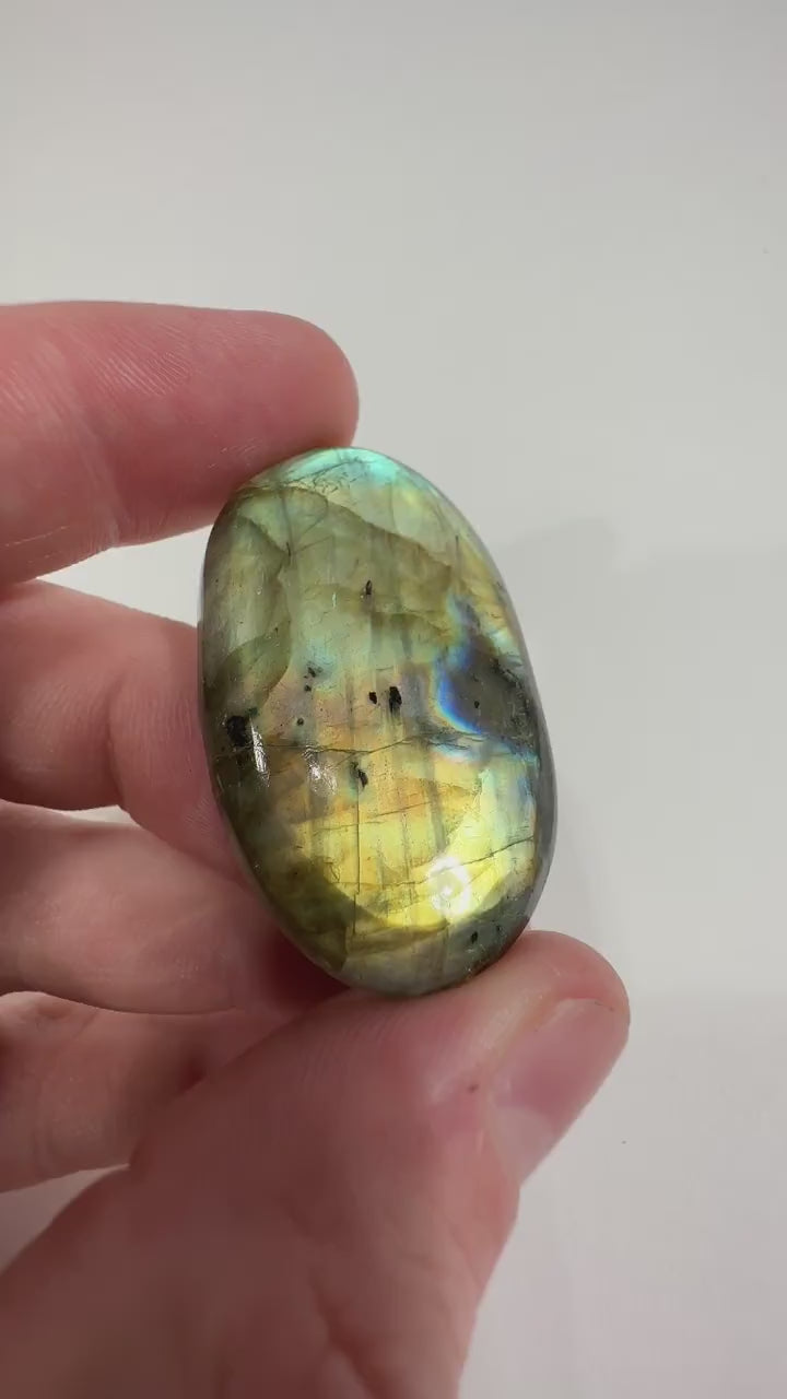 Labradorite Cab