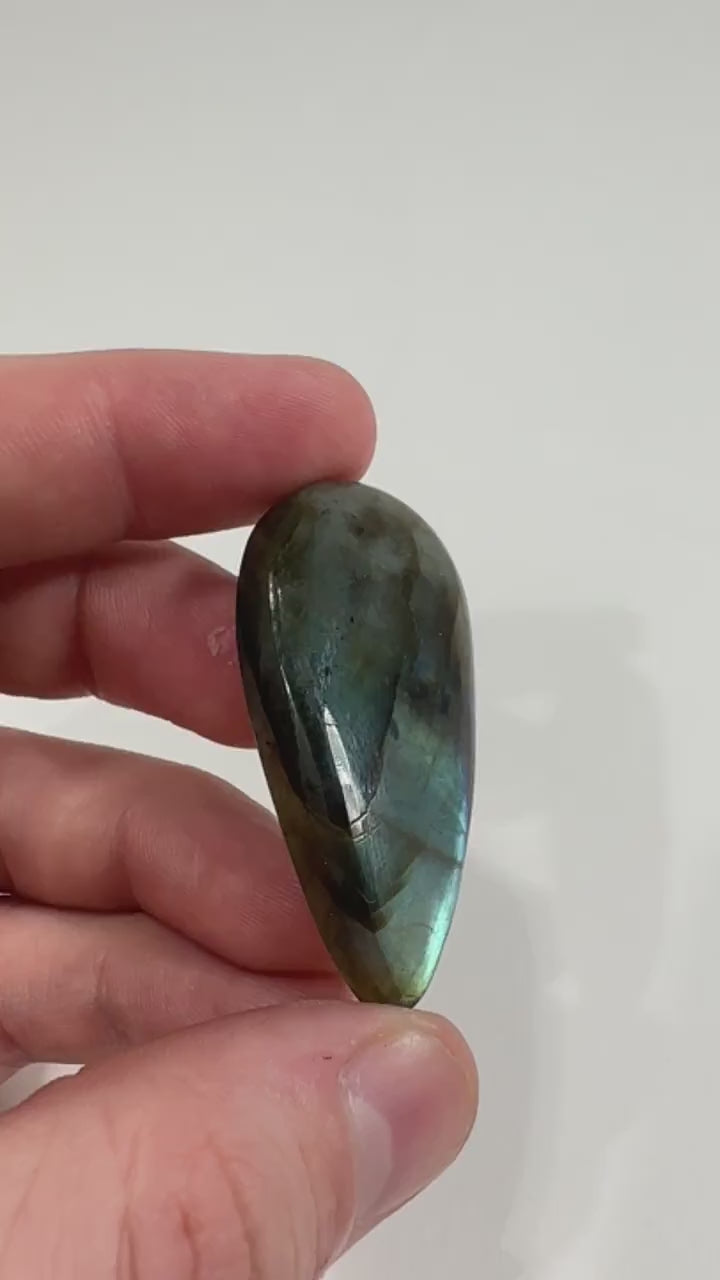 Labradorite Cab